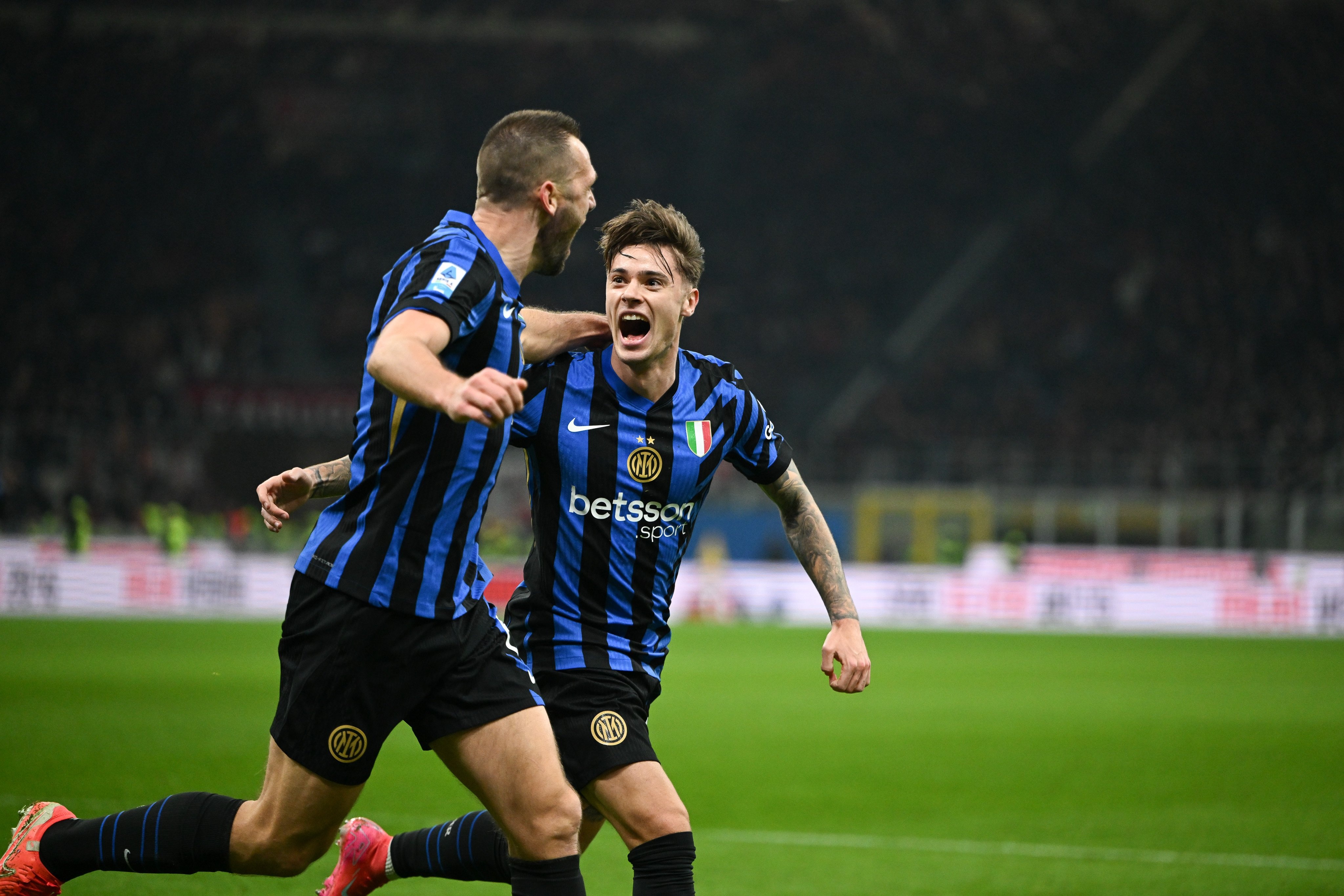 星空体育官网-罗马诺：亚特兰大为扎莱夫斯基报价1600万欧，目前与国米正谈判中