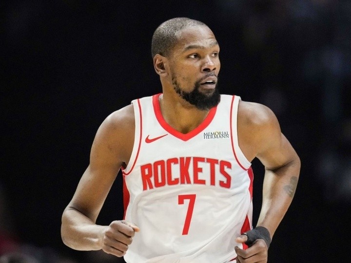 星空体育官网-NBA官网评西部关键补充：KD加入火箭 湖人补强内线 勇士查无此人