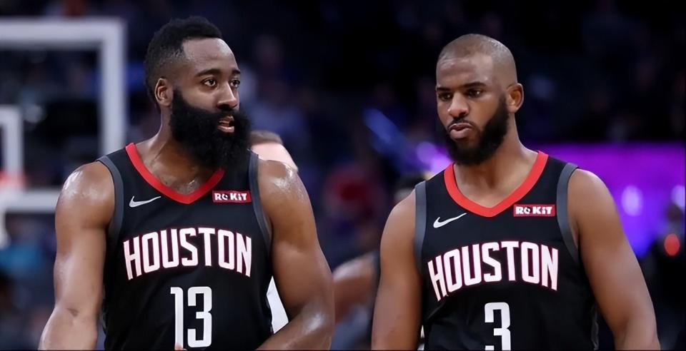 星空体育官网-曝詹姆斯2018年曾考虑签约火箭，若联手哈登保罗，可灭宇宙勇？