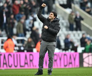 星空体育官方网站-伊劳拉：停赛和伤病问题影响了球队，我们缺乏阵容的深度