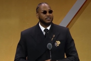 星空体育app下载-安东尼：传奇并不总是靠冠军来成就的 我虽无冠但始终永不言弃