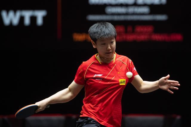 孙颖莎完胜刘诗雯 一日三赛向大满贯首金发起冲击