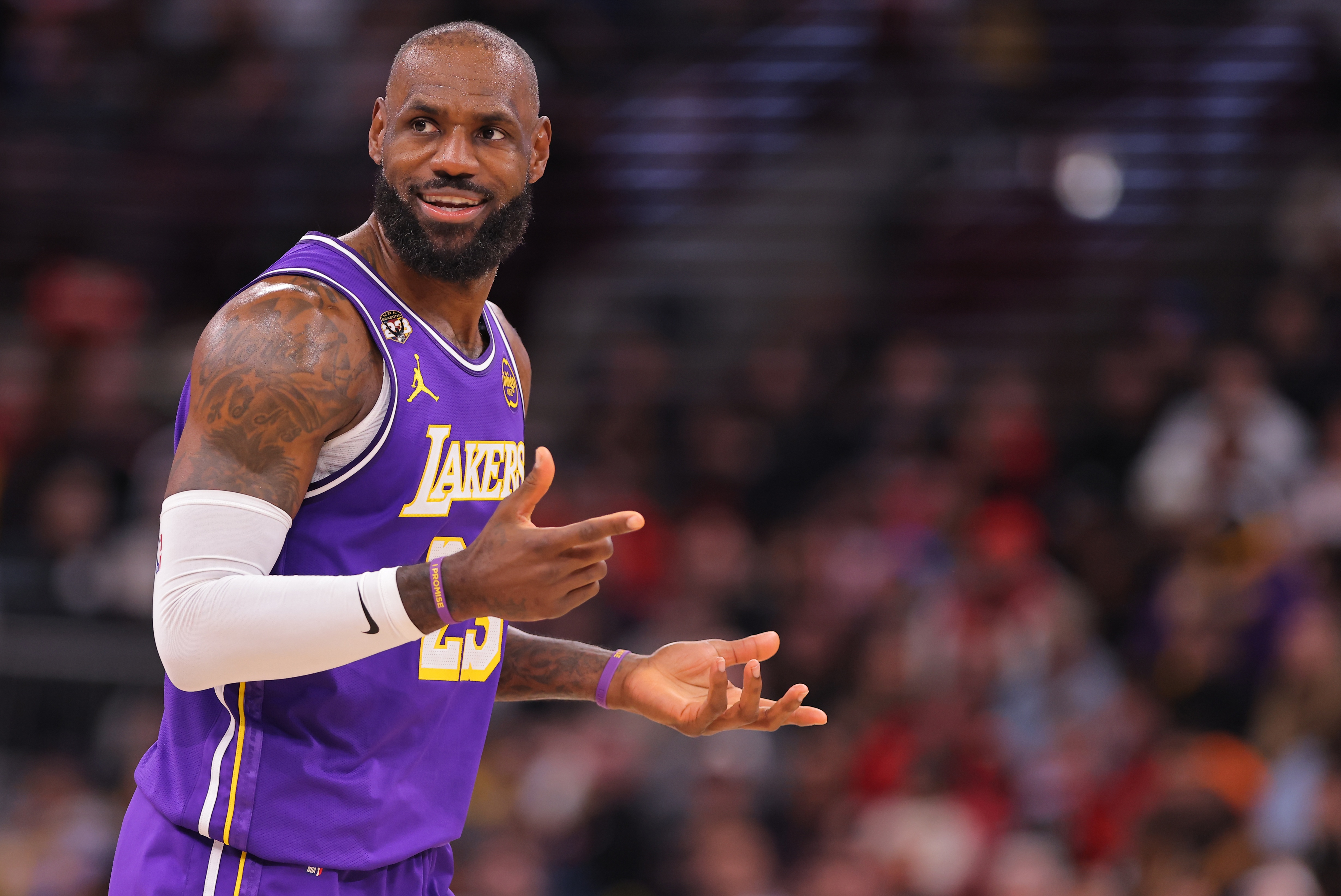 星空体育app下载-詹姆斯26年末节104分&amp;正负值+65&amp;真实命中率70.4% 均联盟第1