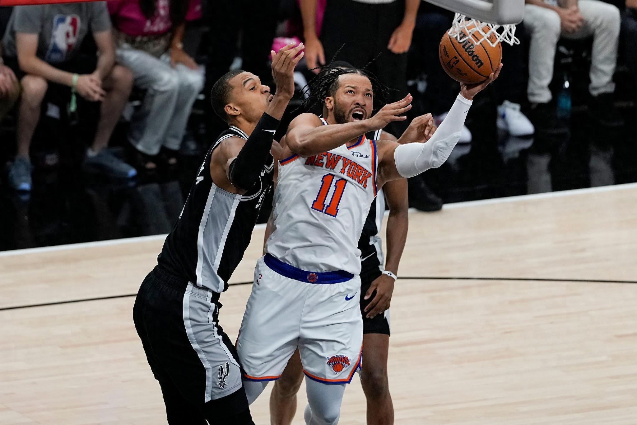 星空体育官方网站-总决赛G1后，NBA冠军概率更新！尼克斯59.7%马刺4大问题亟需调整